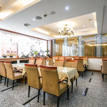 Fiore Hotel Gumi Exterior photo